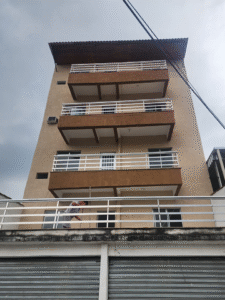 Pintura de fachada predial - Praia Seca, RJ