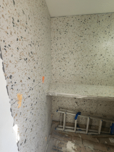 Revestimento e bancada em Porcelanato, área de serviço Barra da tijuca